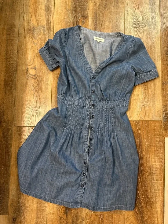 Madewell Denim Daylily Dress in Annetta wash size 4 fit flare summer beach - Picture 7 of 11